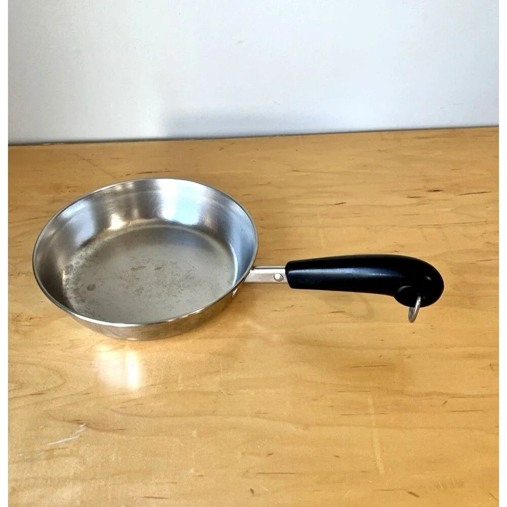 Vintage REVERE WARE 7” Stainless Bakelite Clinton ILL. 79 No lid